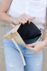 Daisy Straw Wristlet Clutch - Elegant & Chic, Clutches, $ 29.95, A Moment Of Now™