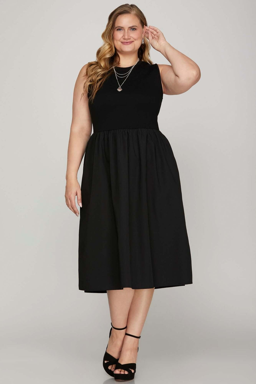Plus Size Black Sleeveless Poplin Woven Midi Dress with Pockets, Dresses, $ 58.00, A Moment Of Now™