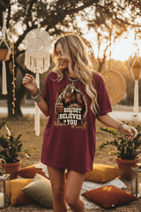 Bigfoot Believes in You Graphic T-Shirt – Funny Sasquatch Thumbs Up Tee