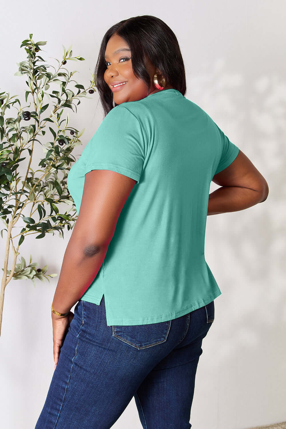 Solid Casual Round Neck Short Sleeve T-Shirt - Trendy Comfort, T-shirts, $ 19.00, A Moment Of Now™