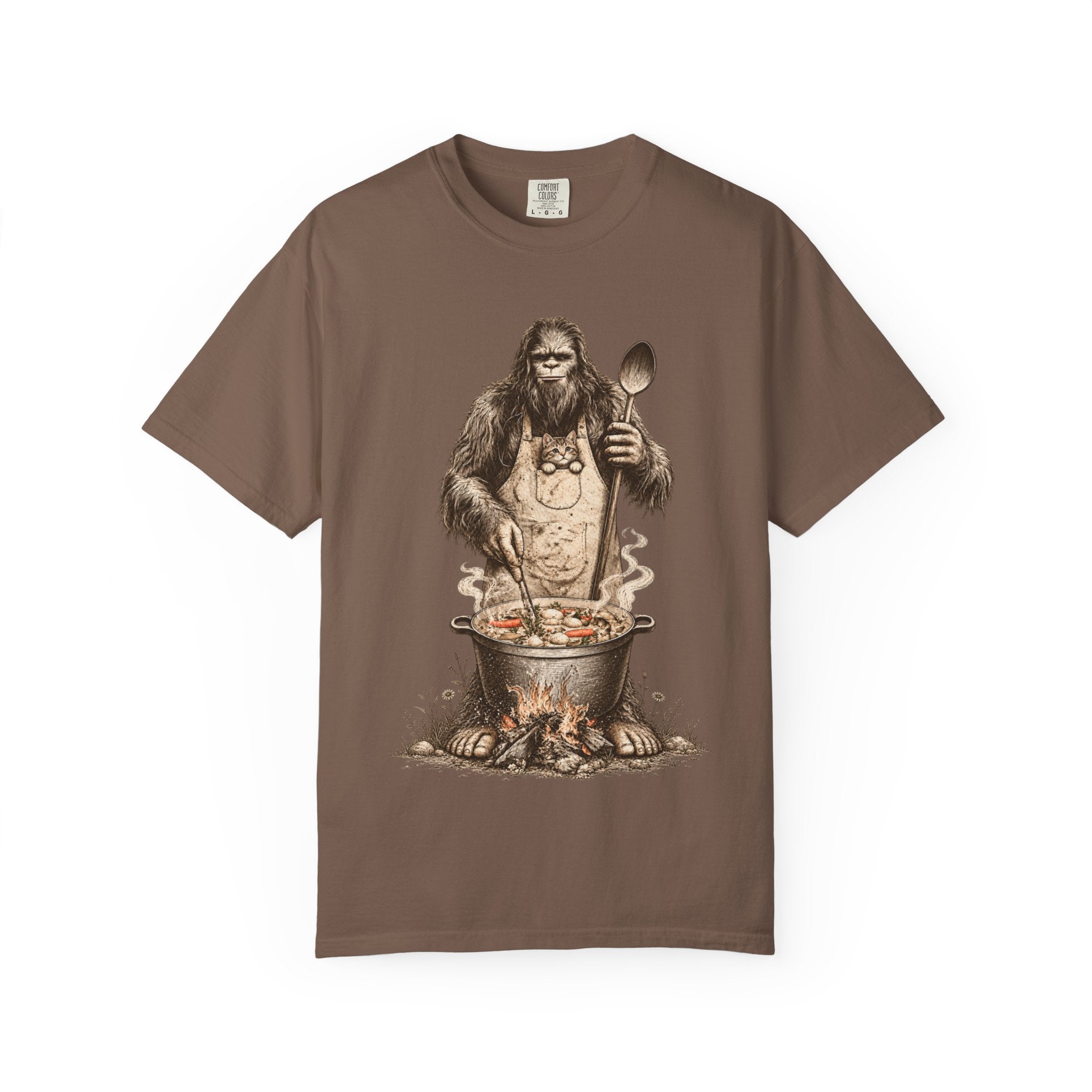 Bigfoot Soup Season T-Shirt – Campfire Cooking & Cat Graphic Tee