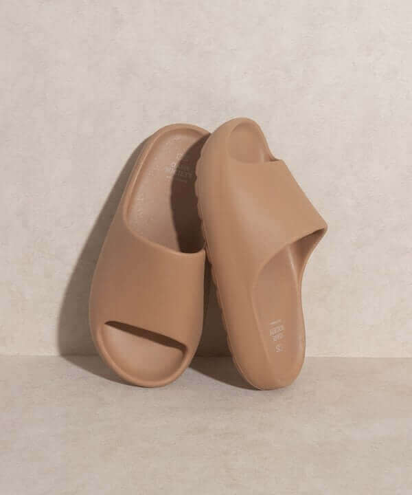 OASIS SOCIETY Wyatt - Nude Comfort Slides Pillow Slippers Sandals, Oasis Society, $ 51.95