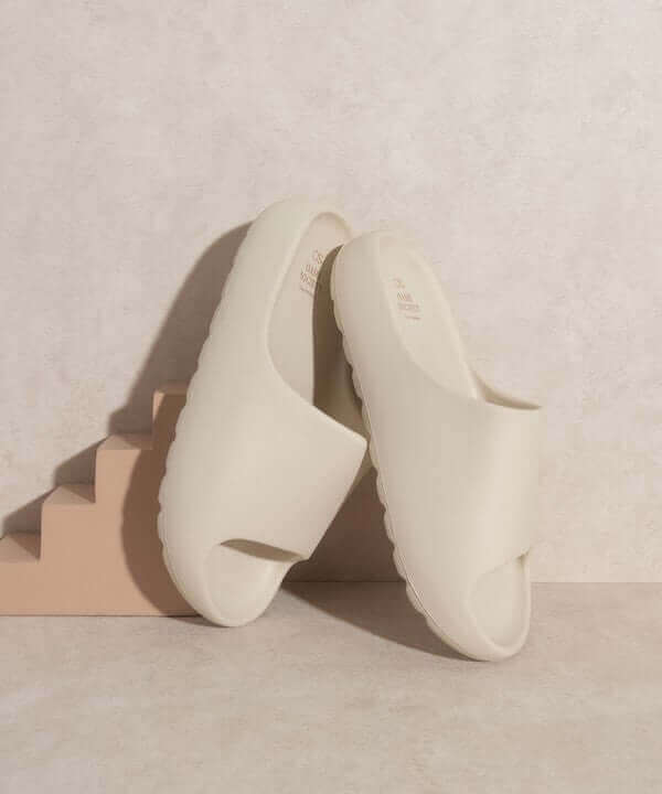 OASIS SOCIETY Wyatt - Nude Comfort Slides Pillow Slippers Sandals, Oasis Society, $ 51.95