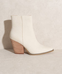 Oasis Society Sonia - Western Ankle Boots in Brown / Off White, KKE Originals, A Moment Of Now