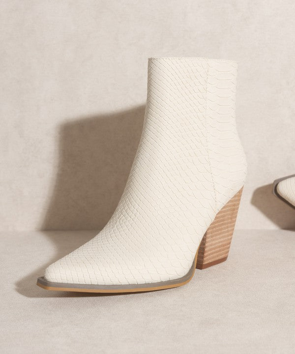 Oasis Society Sonia - Western Ankle Boots in Brown / Off White, KKE Originals, A Moment Of Now