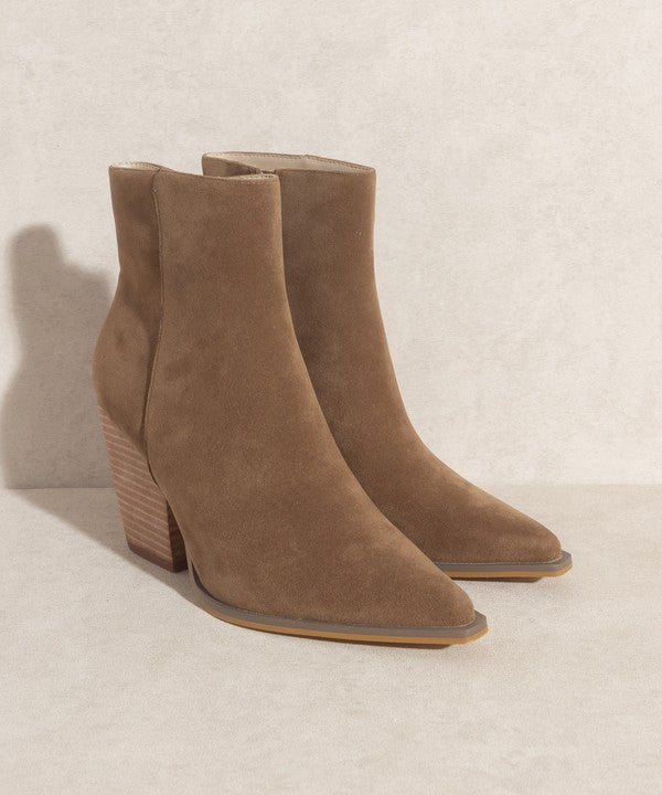 Oasis Society Sonia - Western Ankle Boots in Brown / Off White, KKE Originals, A Moment Of Now