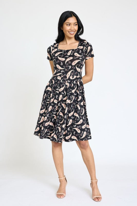 Shop Plus Size Short Sleeve Pleated Midi Dress | Women's Clothing Online, Dresses, USA Boutique