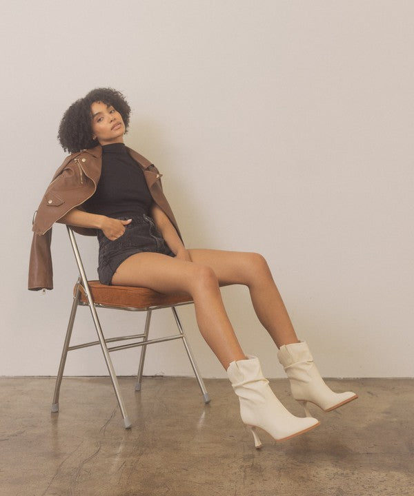 OASIS SOCIETY Riga - Western Inspired Slouch Boots, KKE Originals, A Moment Of Now