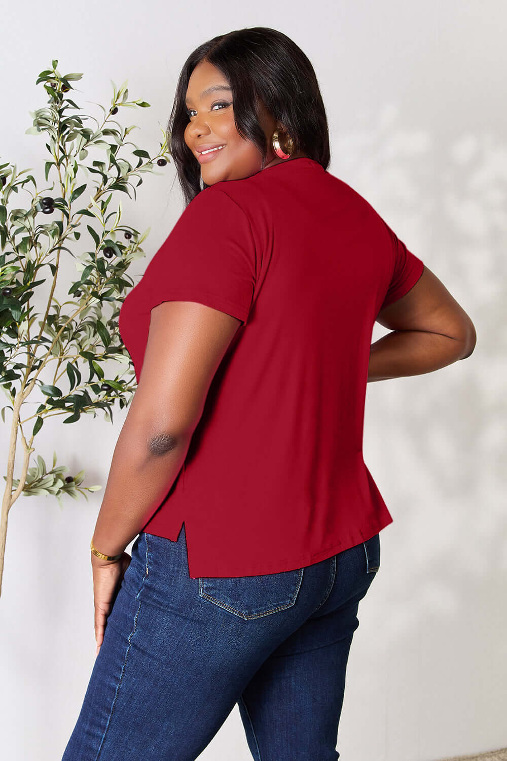 Solid Casual Round Neck Short Sleeve T-Shirt - Trendy Comfort, T-shirts, $ 19.00, A Moment Of Now™