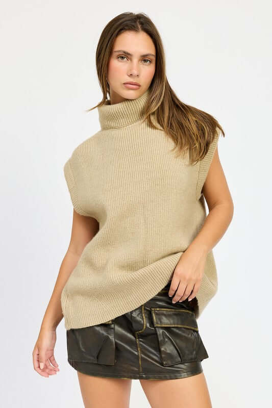 Split Back Short Sleeve Turtle Neck Sweater Top