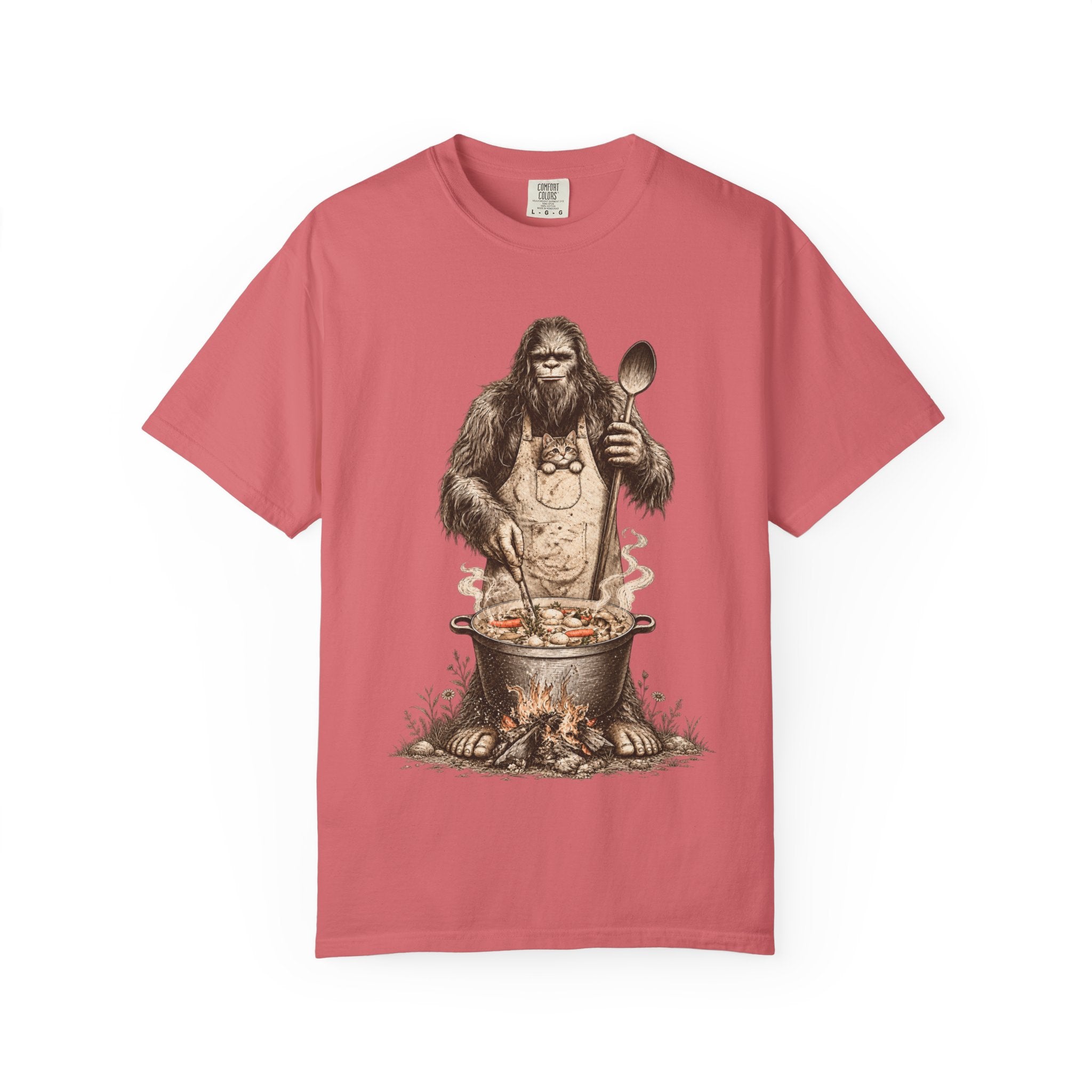 Bigfoot Soup Season T-Shirt – Campfire Cooking & Cat Graphic Tee