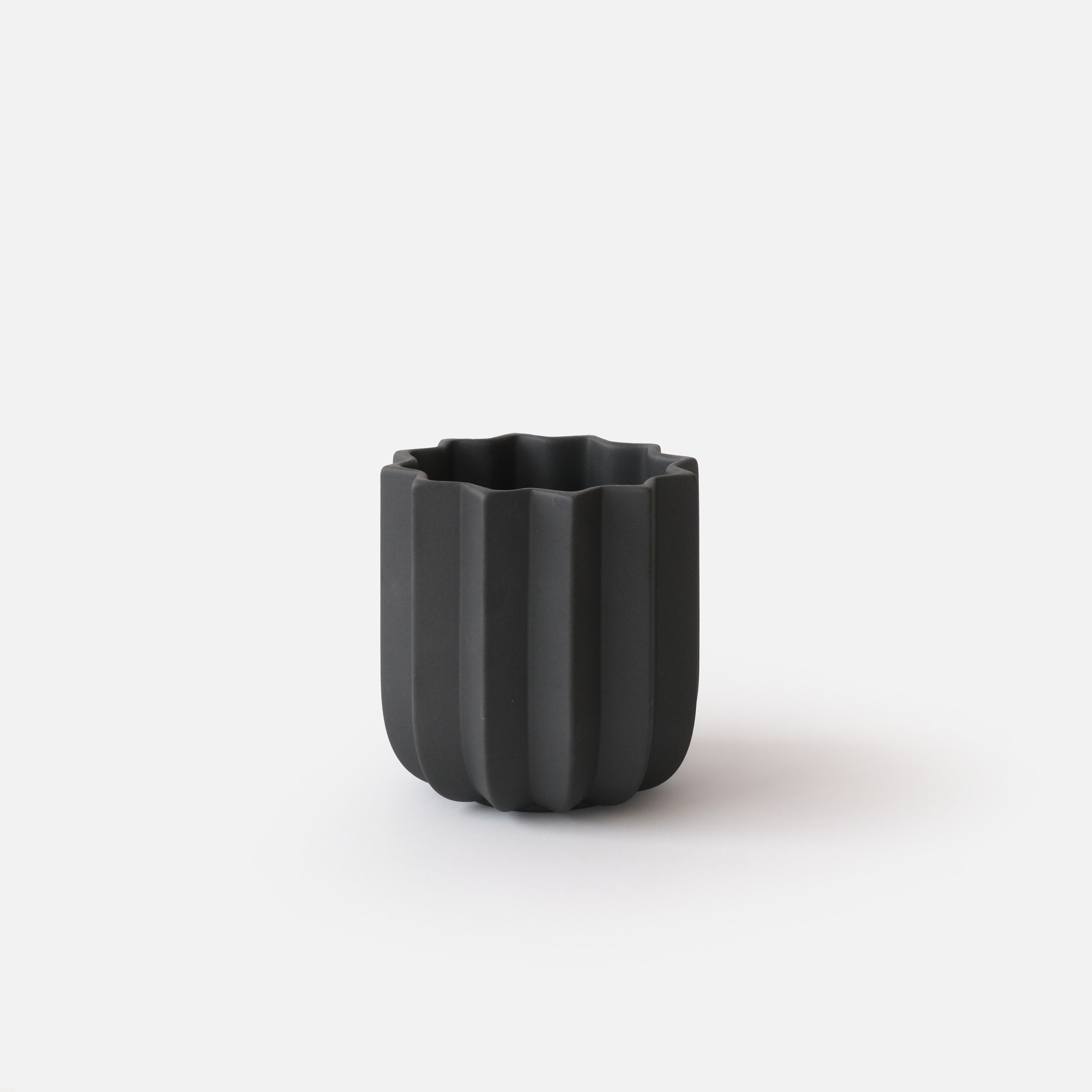 Wrap Handmade Ceramic Planter with Drainage - 4 Sizes in Dune & Black