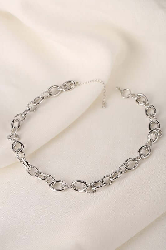 Silver Bold chain necklace