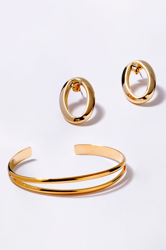 Shop Oval Gold Plated Earring & Bracelet Set | Boutique Fashion Jewelry, jewelry Sets, USA Boutique