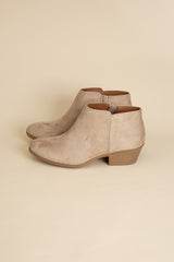 Shop Women's Black / Brown Mug Ankle Boots | Boutique Fashion & Shoes, Ankle Boots, USA Boutique