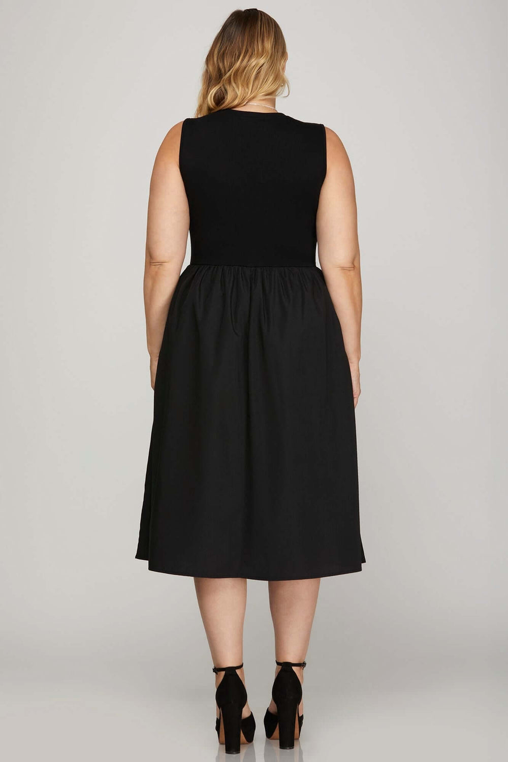Plus Size Black Sleeveless Poplin Woven Midi Dress with Pockets, Dresses, $ 58.00, A Moment Of Now™