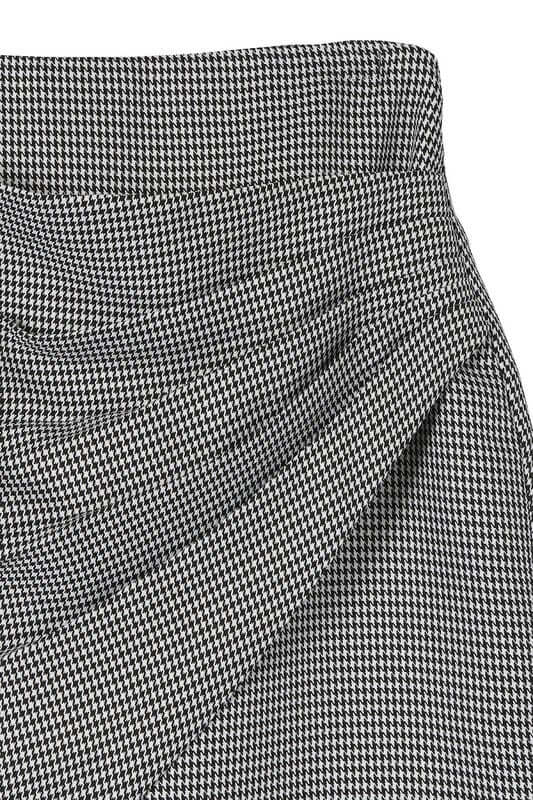 Black Hound Tooth Checkers Shirred Wrap Skirt