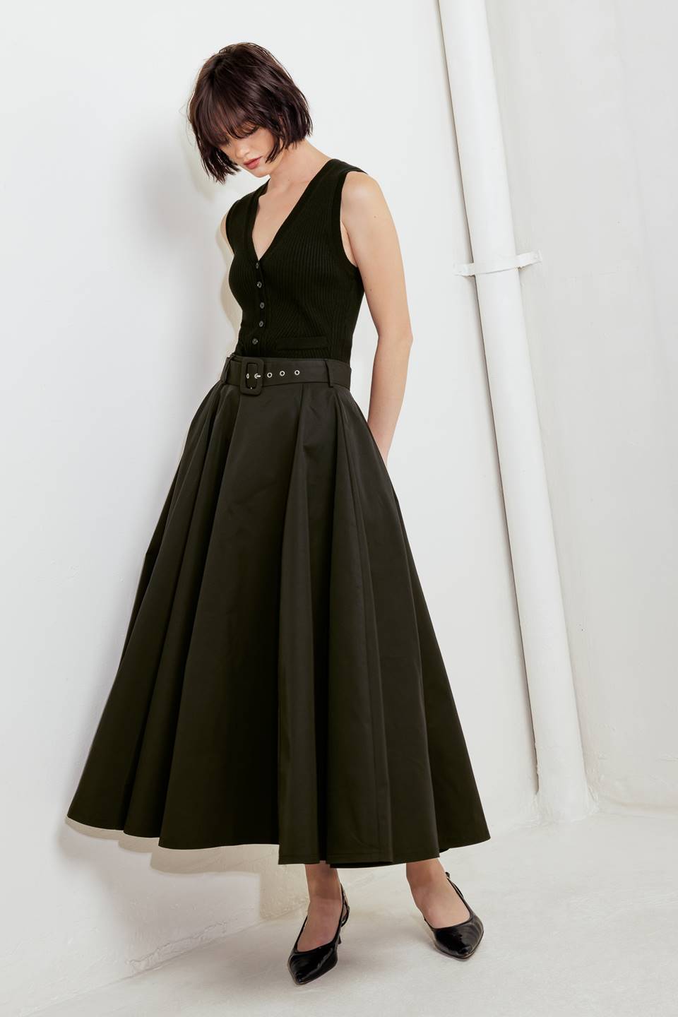 Rouge Allure Woven Full Midi Skirt