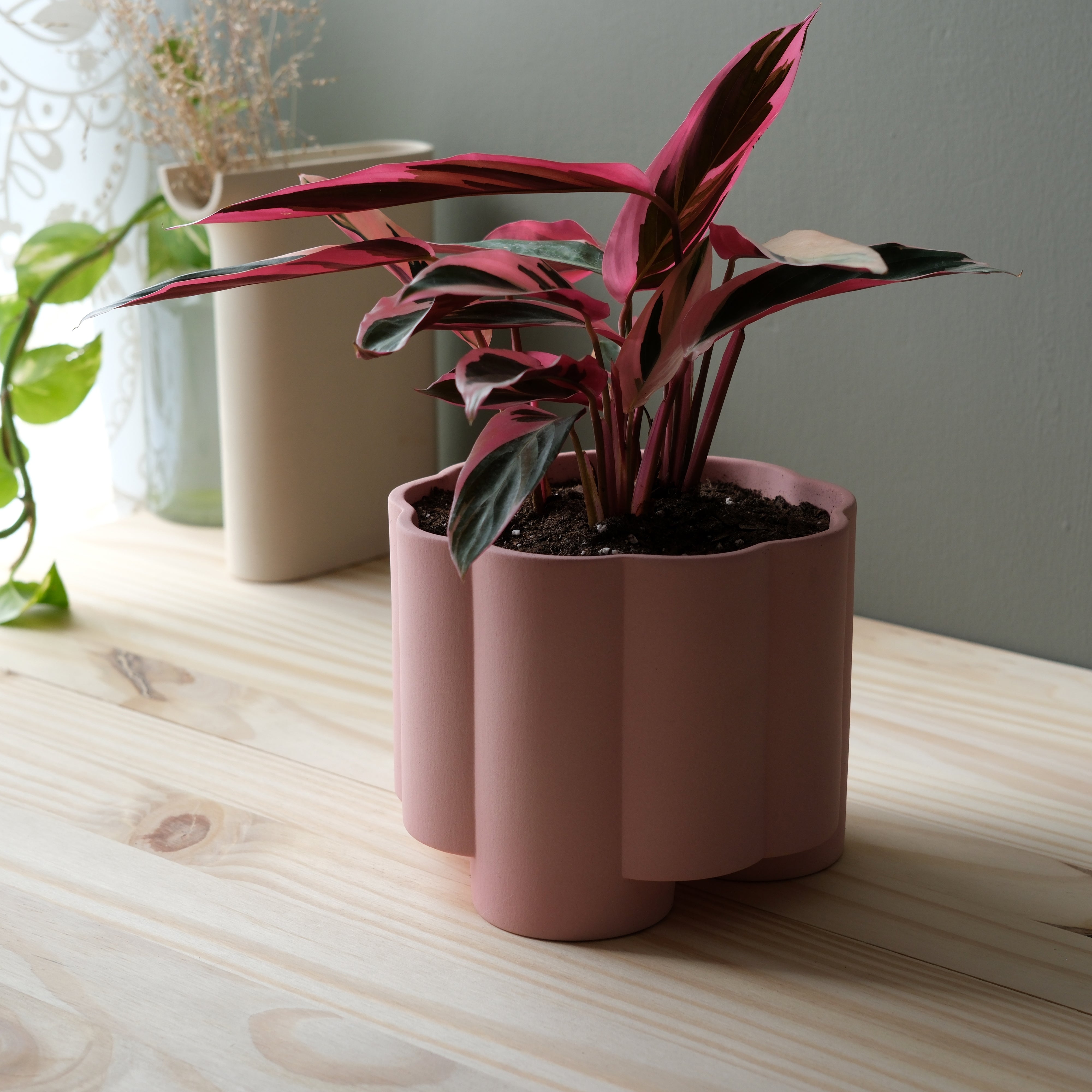 Pillar Handmade Ceramic Fluted Planter with Legs & Drainage - 5 Colors