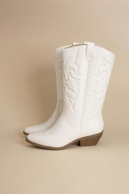 Rerun Western Cowgirl Embroidery Boots