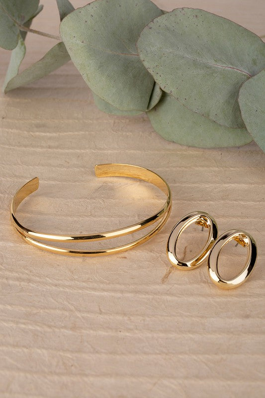 Shop Oval Gold Plated Earring & Bracelet Set | Boutique Fashion Jewelry, jewelry Sets, USA Boutique