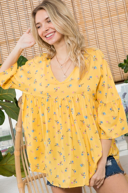 Ditsy Floral Print Bell Sleeve Babydoll Top